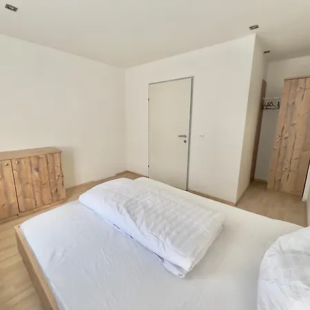 Апартаменты 4 Minimum 30 Days