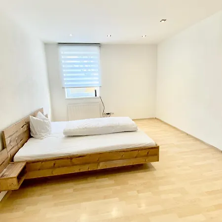 Apartment 4 Minimum 30 Days