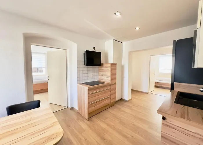 4 Minimum 30 Days Innsbruck